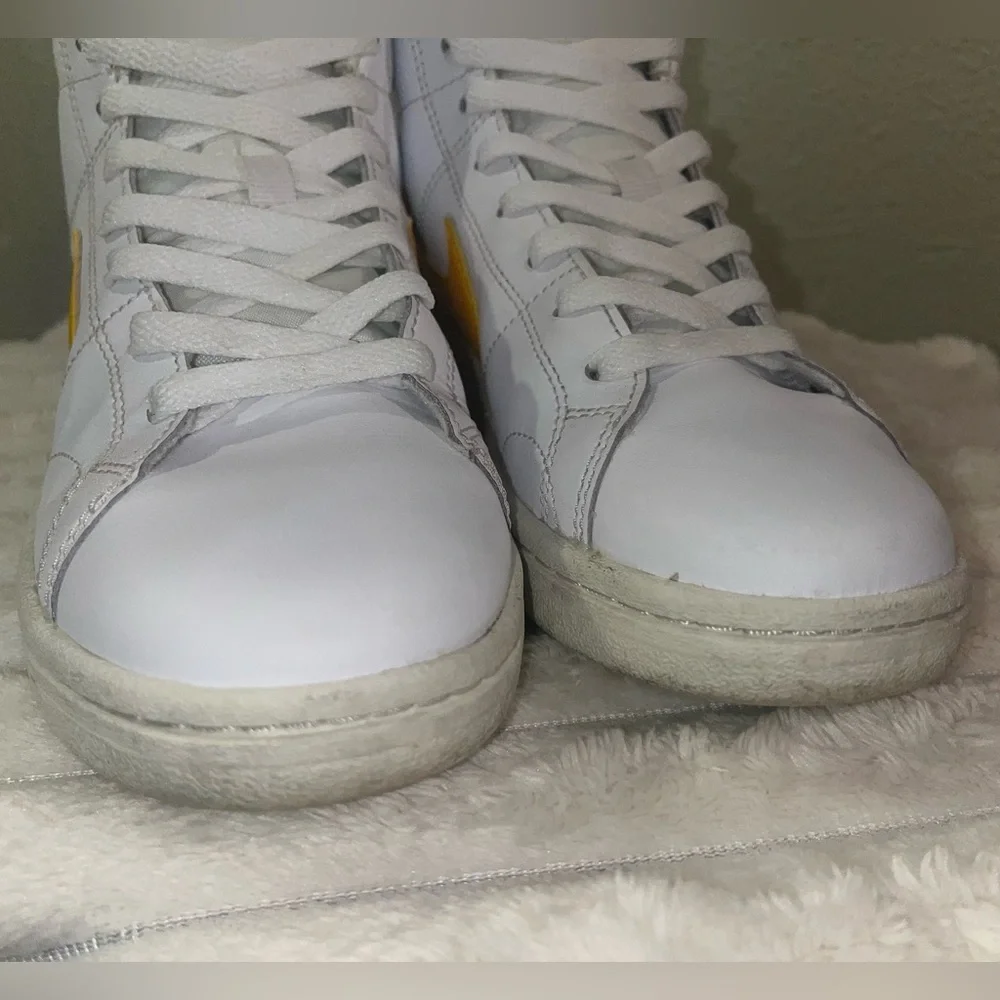 Women’s Nike Court Royale 2 Mid Athletic Shoe White + Yellow • Size 7